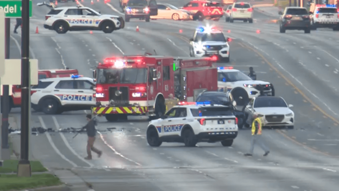 Five children in critical condition after 3-car crash on Columbus' North Side – WSYX