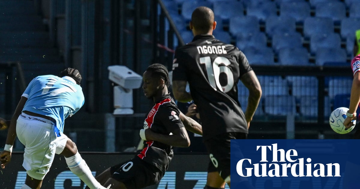 European football: Lazio join Inter at top of Serie A as Roma held at Como