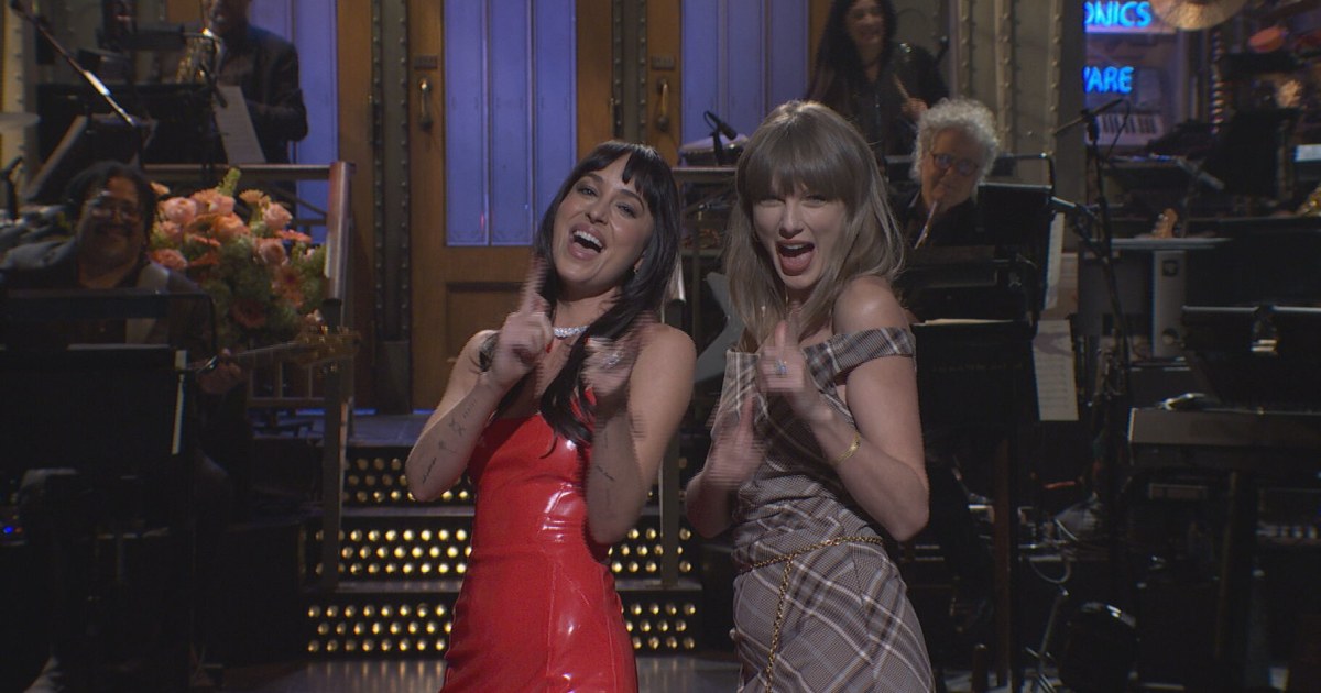 Taylor Swift pops into ‘SNL’ to joke around with host Dakota Johnson