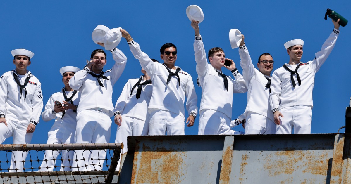 USS Lincoln docks in San Diego Bay following scrutinized 322-day deployment