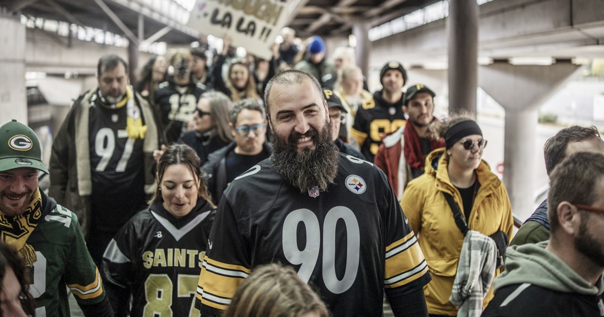 NFL fans visiting Paris in high spirits for Saints vs. Steelers game, undeterred by protests