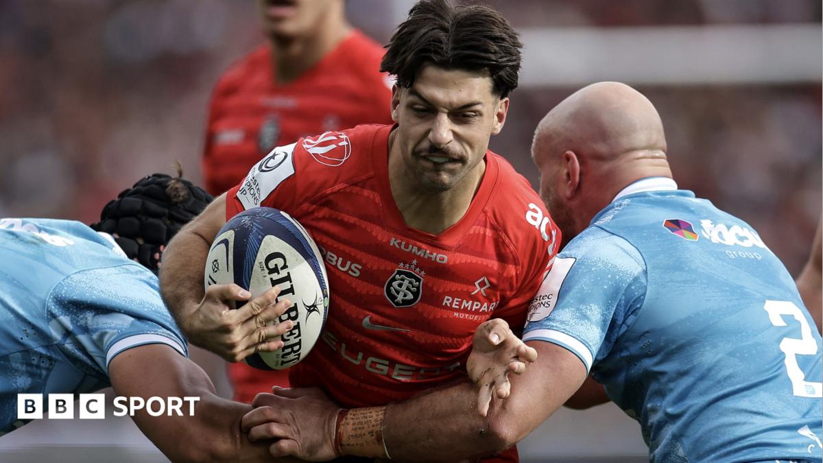 Slade misses last-gasp kick as Toulouse deny Exeter famous win