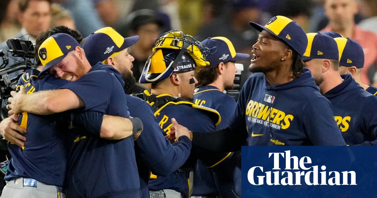 Brilliant Brewers reach first World Series since 1982 as Dodgers blow 4-0 lead
