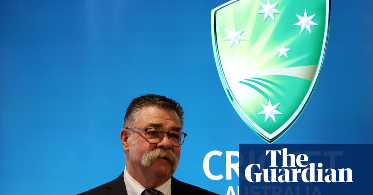 David Boon on front foot as Cricket Australia hands new boss a sticky wicket