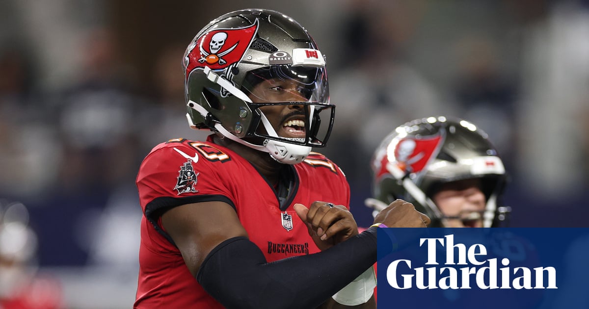 Bucky Irving runs riot as Buccaneers stun Cowboys for first win of season