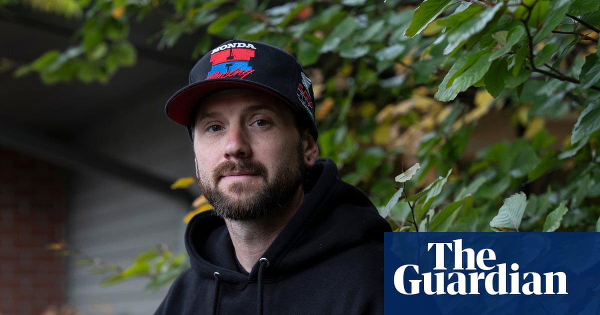 Father who killed Oregon school shooter speaks out for first time: ‘I have to go in’ – The Guardian