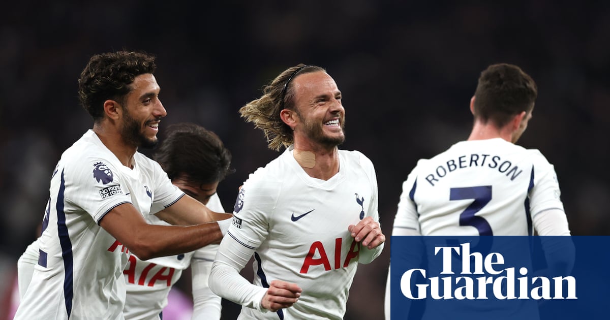 ‘Like a family’: De Zerbi credits players’ talk and bonding trip for improving Tottenham