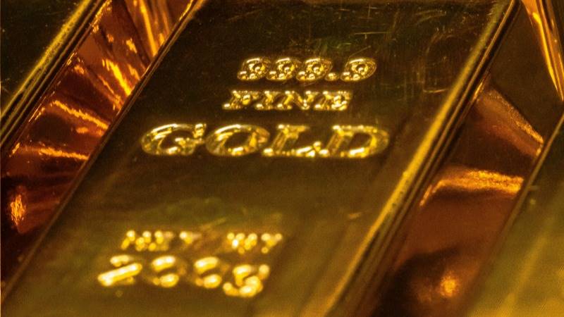 Gold down 2.5% over inflation fears – Breakingthenews.net