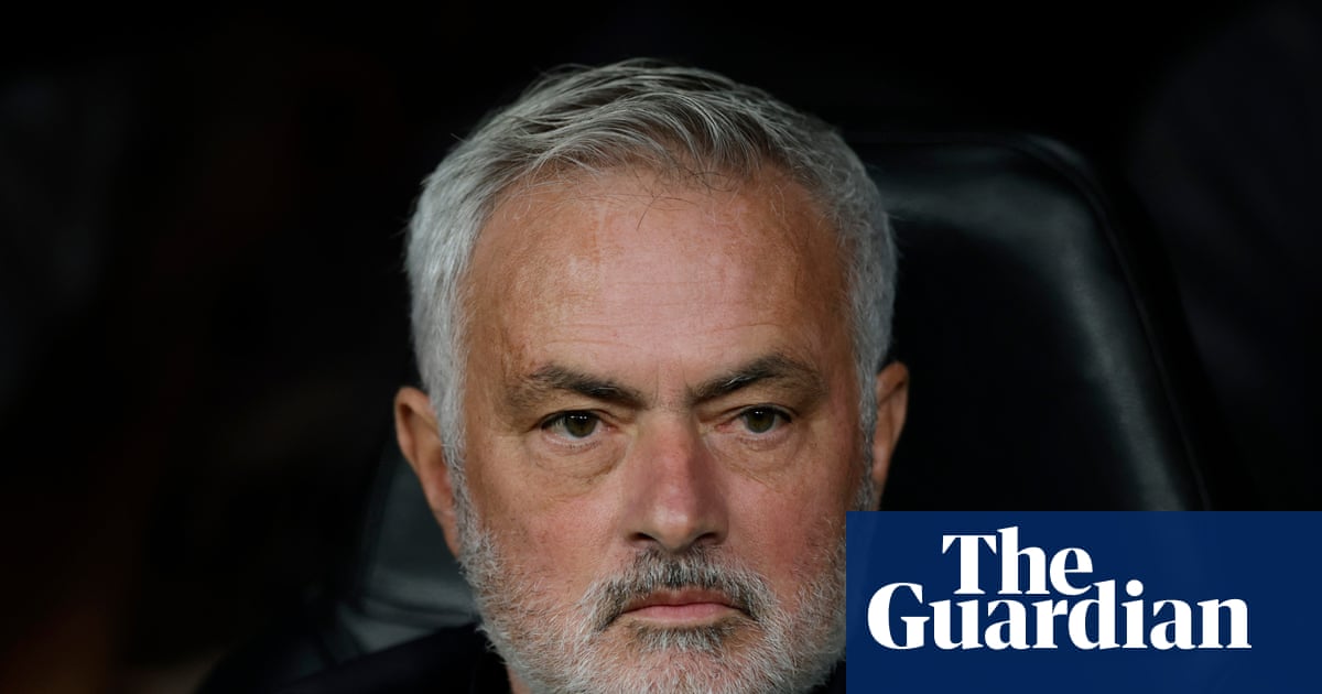 Older, calmer, but still playing the hits: Mourinho and Madrid primed for clásico