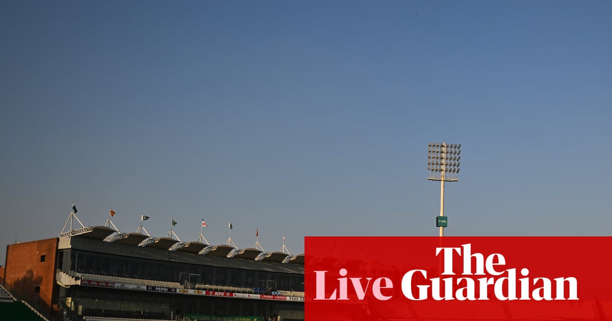 Pakistan v Sri Lanka: Tri-Series ODI final – live
