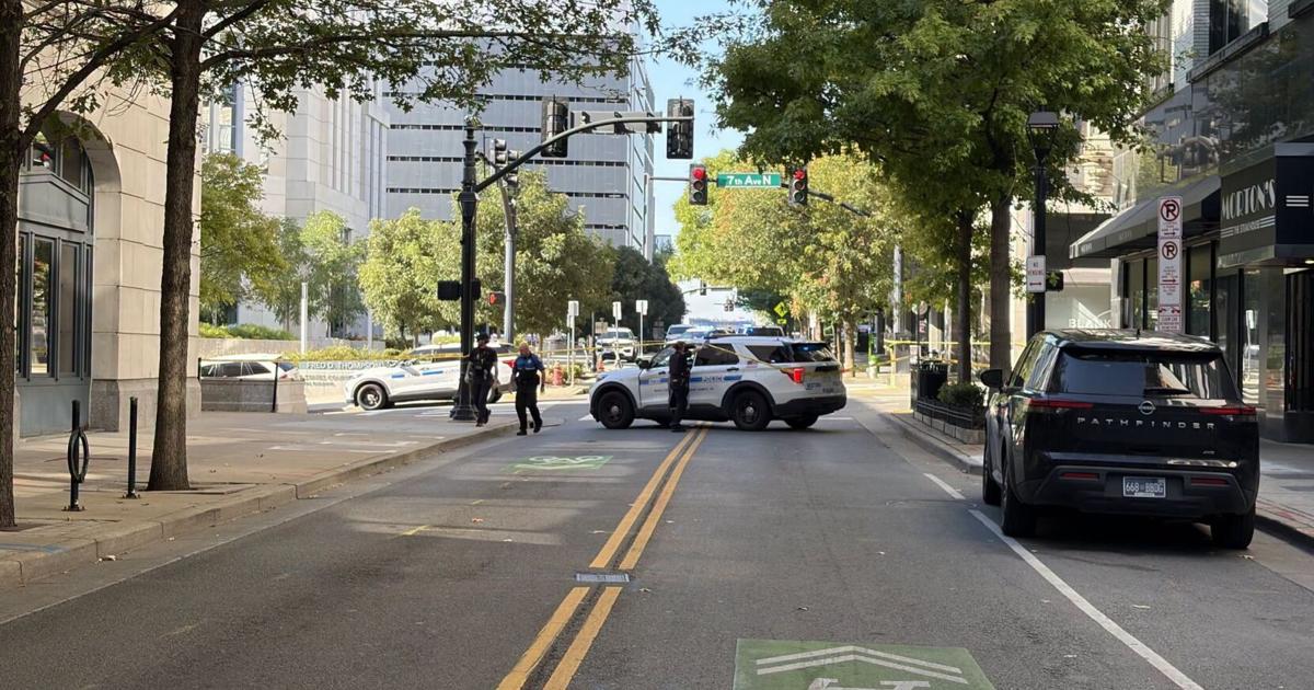 Gunman dead after firing gun, pulling knife on security guard at Nashville federal courthouse – Local3News.com