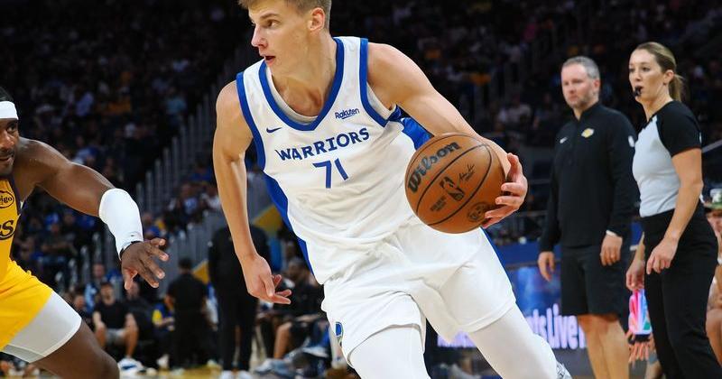 Jul 7, 2024; San Francisco, CA, USA; Golden State Warriors forward/guard Mantas Rubstavicius (71) drives in against the Los Angeles Lakers during the third quarter at Chase Center. Mandatory Credit: Kelley L Cox-USA TODAY Sports – The Daily News | Texas' Oldest Newspaper