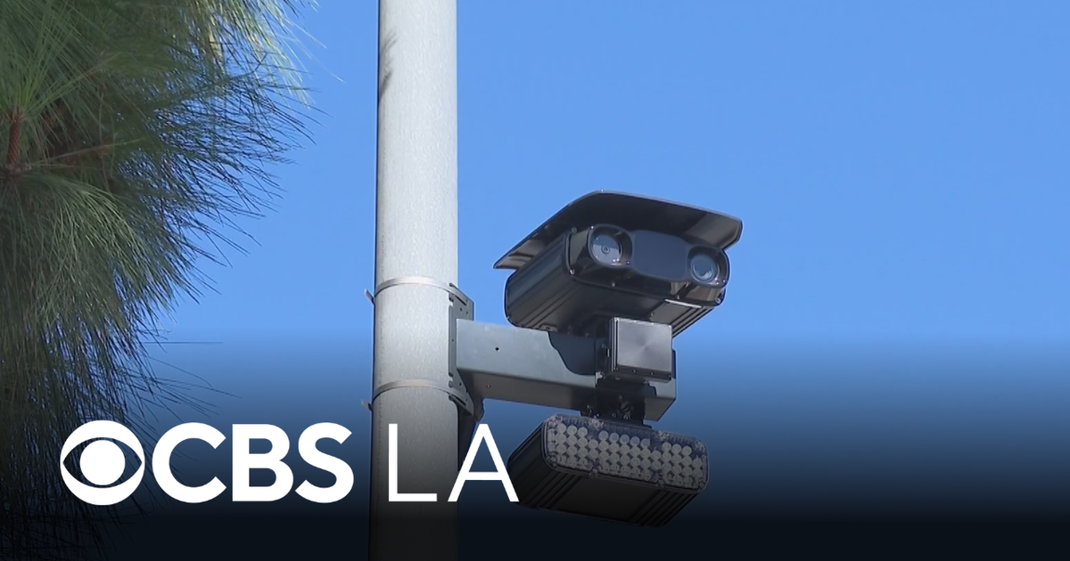 Los Angeles rolls out first set of speed cameras – CBS News