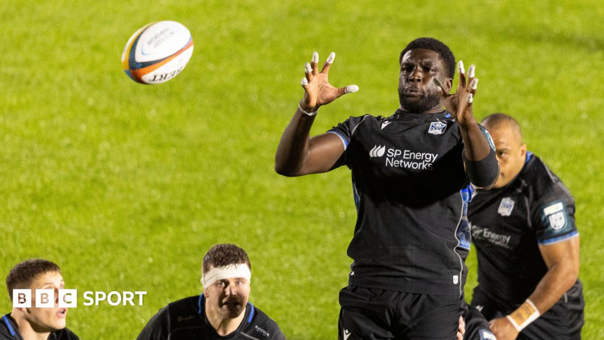 Glasgow recover 17-point deficit to beat Benetton