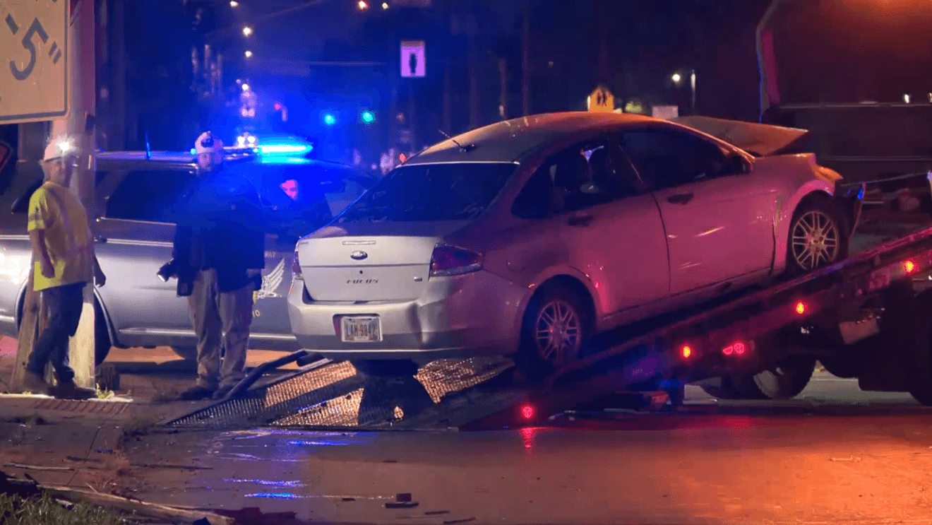 WATCH: Columbus police cruiser hit as pursuit unfolds – WSYX