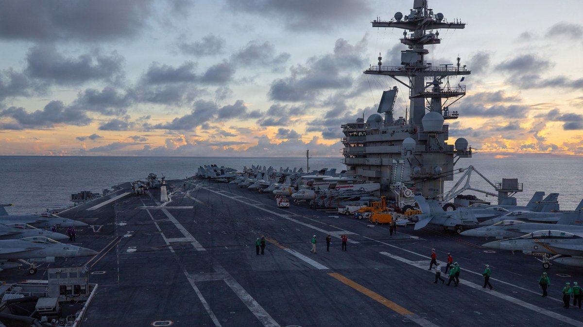 USS George HW Bush stops in Thailand after leaving the Middle East