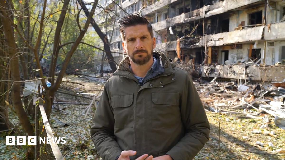 Watch: Block of flats destroyed in Russian strikes on Ukraine
