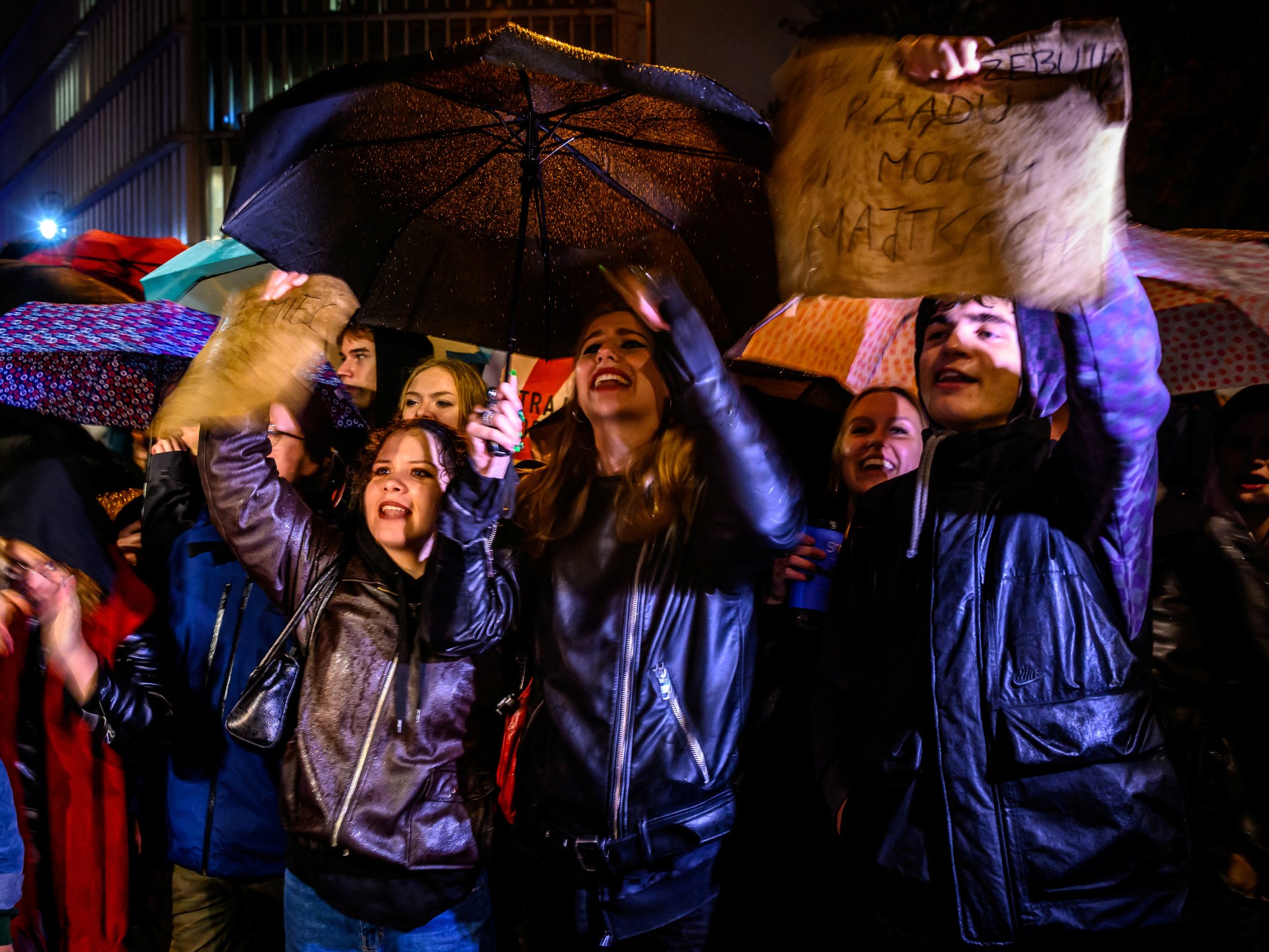 Thousands protest across Poland for access to free and legal abortions
