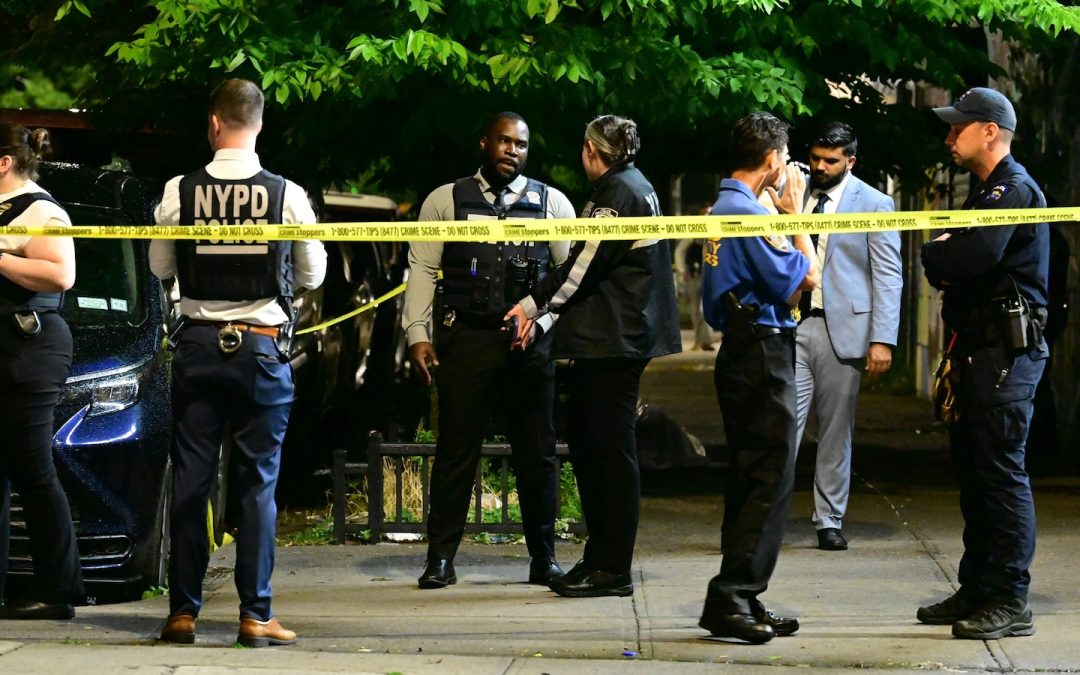 Masked suspect sought in shooting that left 8 people, including 4 children, wounded in Brooklyn's Coney's Island: NYPD – ABC News – Breaking News, Latest News and Videos