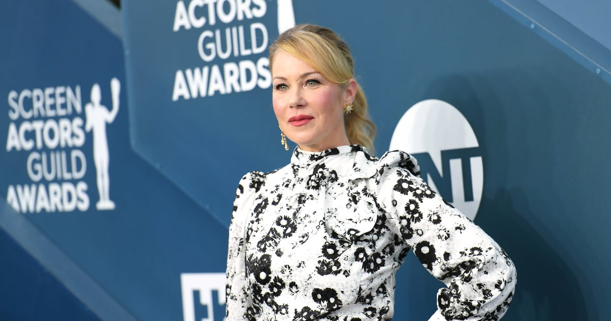 Up to 20% of MS diagnoses may be wrong, like Christina Applegate's