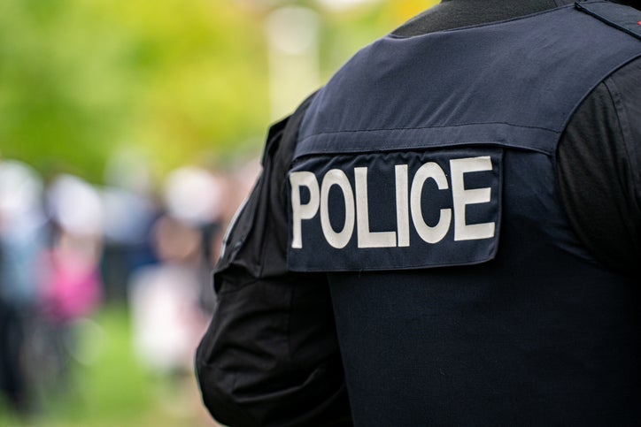 Charlotte Police Officers Receive $1,750 Bonus From State Funding This Week – Country 103.7