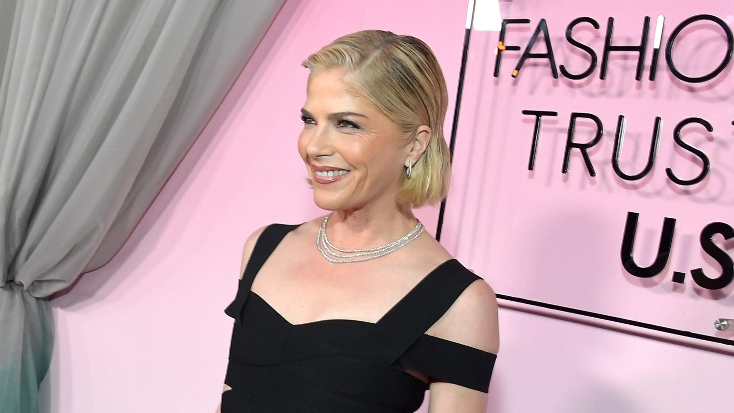 Selma Blair Apologizes for Plane Arrest: “Not One Day Have I Intended to Hurt or Frighten Anyone”