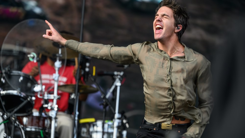 Role Model Shouts Out Jake Shane and Renee Rapp, Channels Chuck Timely on Final North American Tour Date: Concert Report