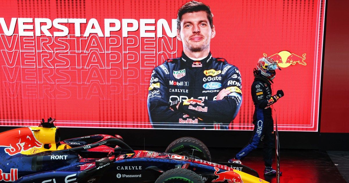 Verstappen wins chaotic Singapore GP F1 sprint after Russell crashes