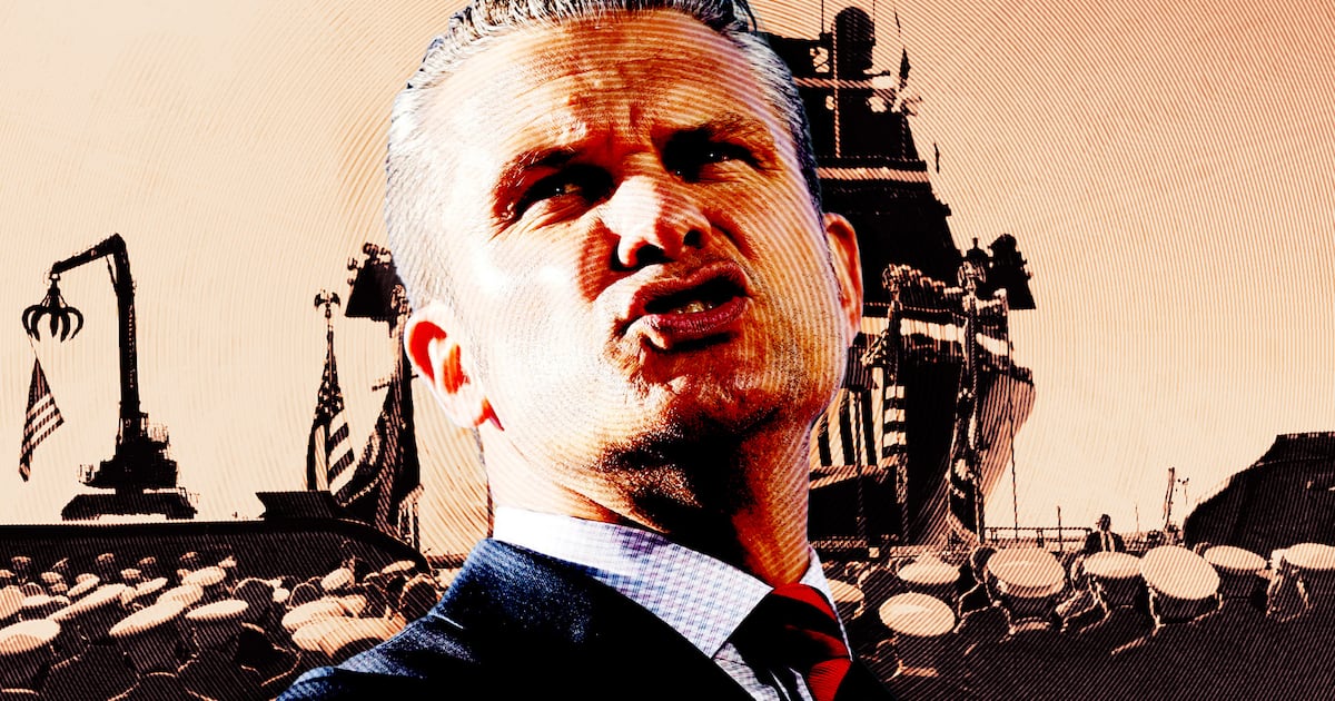 Pentagon Pete Derails Navy Celebration With Angry Meltdown – The Daily Beast