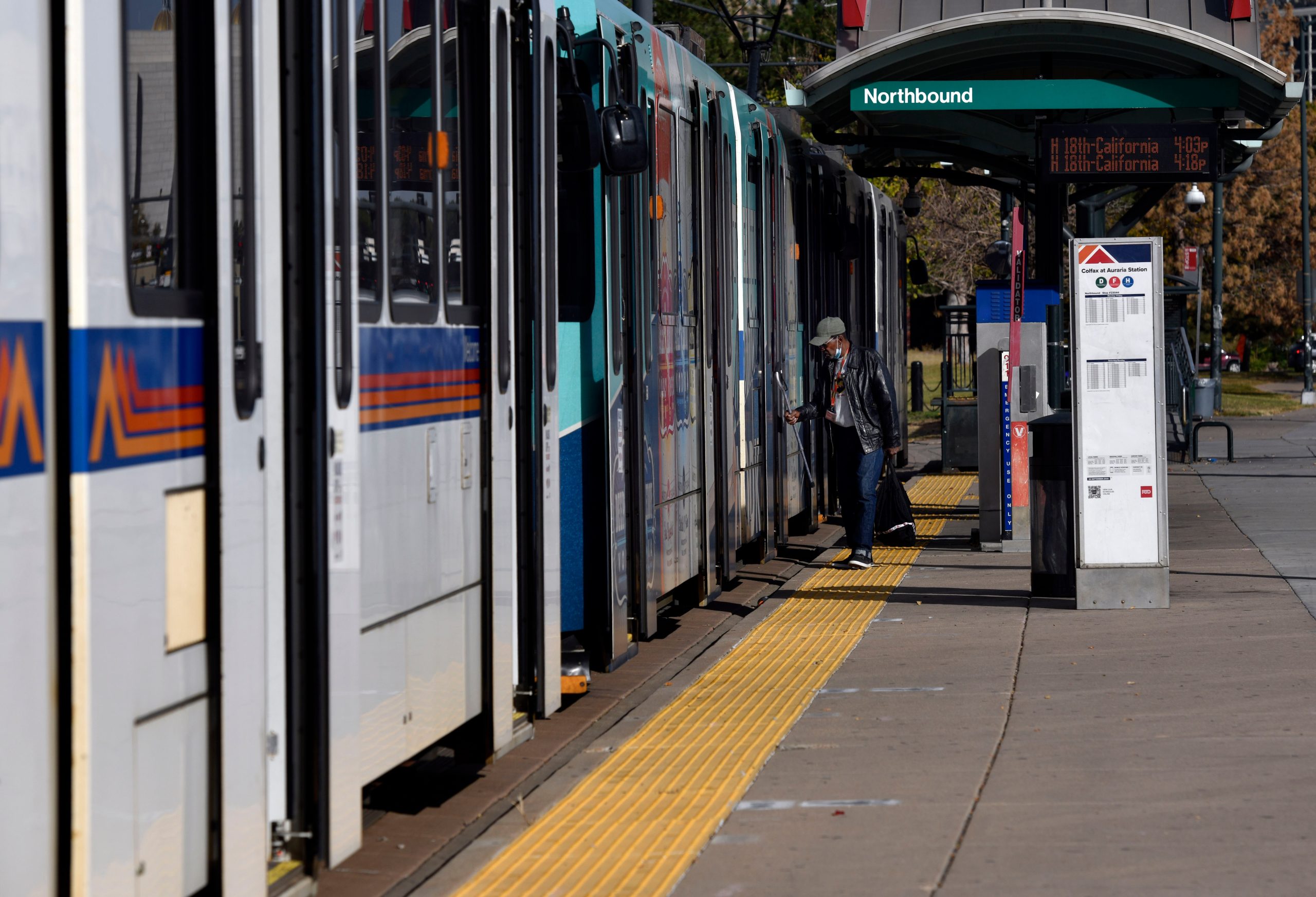 Pedestrian killed in crash with RTD train in Denver – The Denver Post