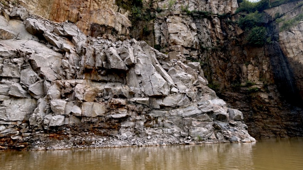 Locarno Title ‘Rapture’ Director Dominic Sangma Confronts Unregulated Stone Mining in Busan Asian Project Market Drama ‘Veil of Dust’