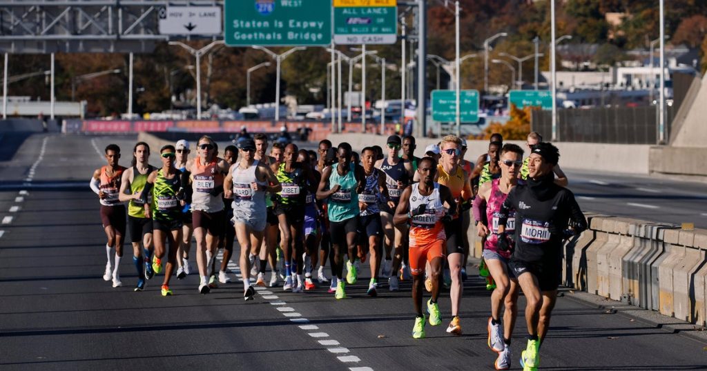 NYPD officials to discuss security for the 2026 TCS New York City Marathon – CBS News