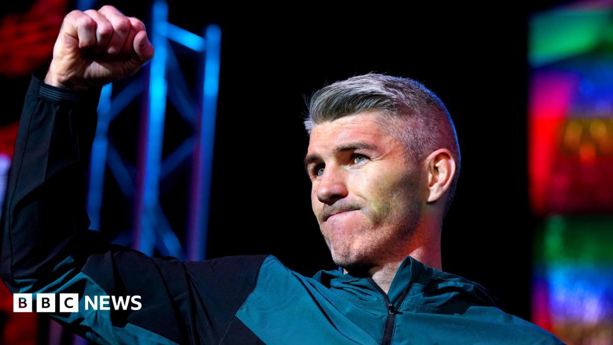Ex-world champion boxer Liam Smith 'punched man on floor'