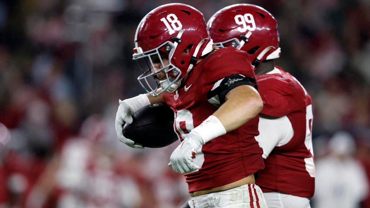 Alabama vs. Tennessee prediction, pick, odds, spread: Rivals Crimson Tide, Vols meet in Knoxville