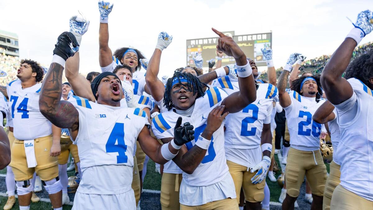 College football winners, losers in Week 6: UCLA's turnaround continues, while Texas stumbles