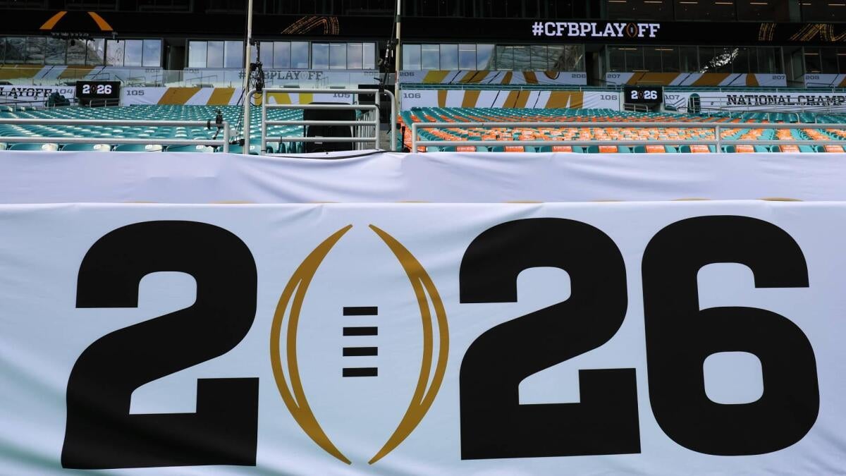 Guess who wins with a 24-team College Football Playoff? Spoiler alert: It's not the fans