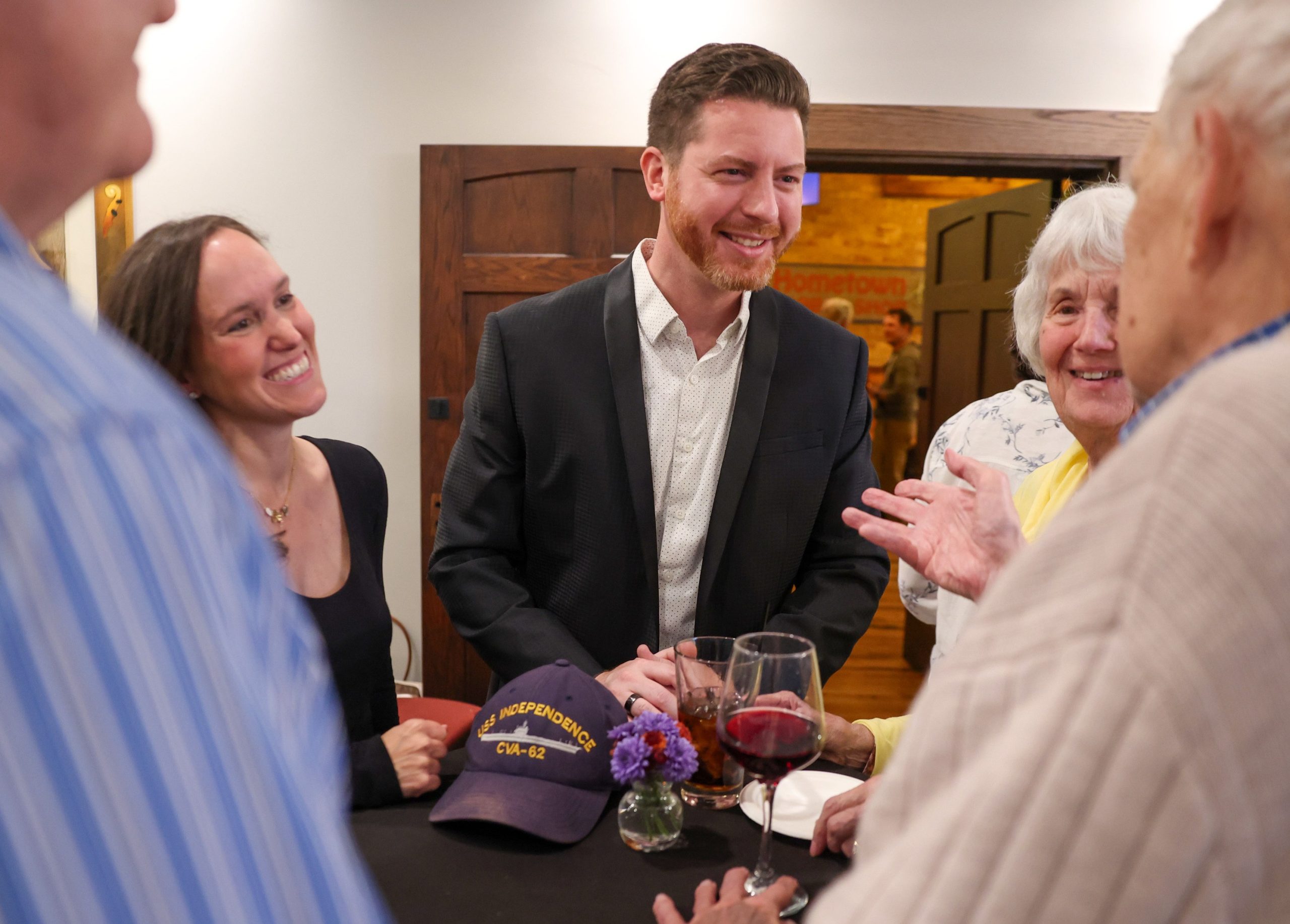 Illinois governor’s race: Collin Corbett, an ex-GOP strategist, hopes to find votes from those in the middle – Chicago Tribune