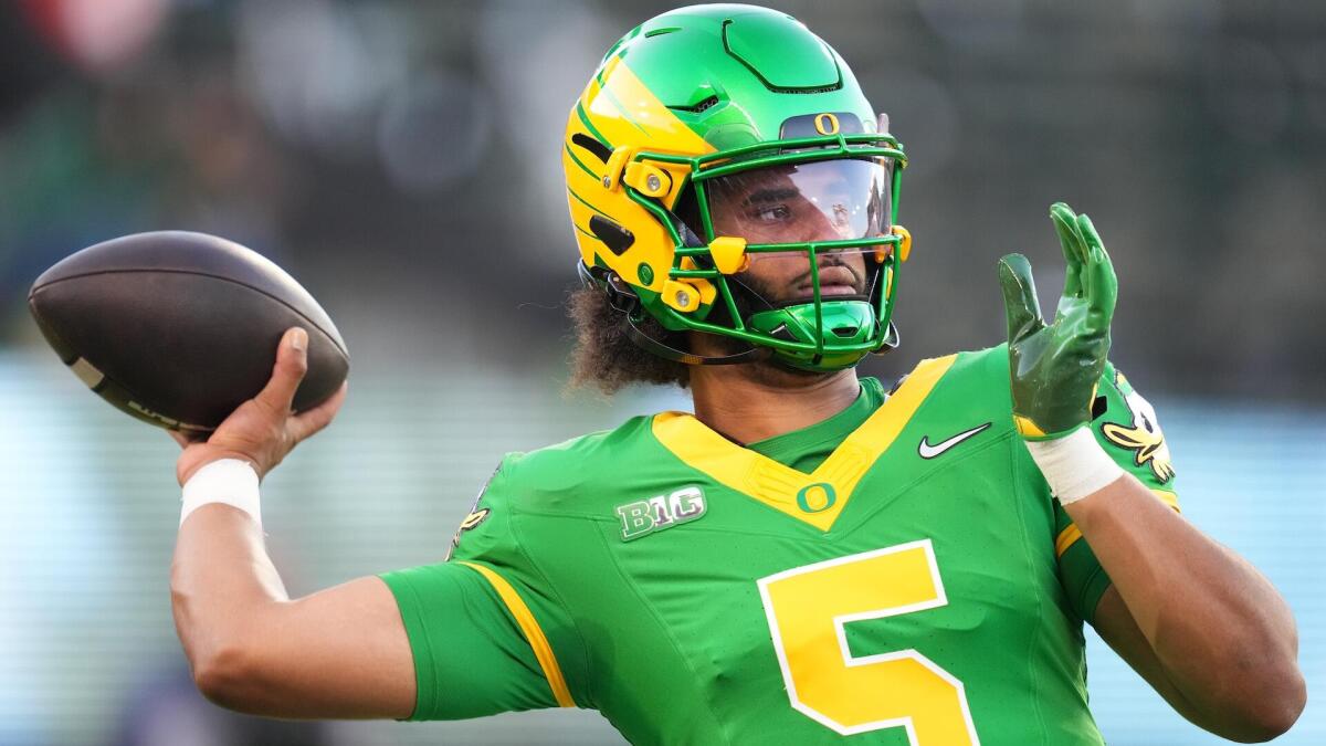 Oregon QB Dante Moore unlikely to play vs. UCLA as Dylan Raiola nears first Ducks start