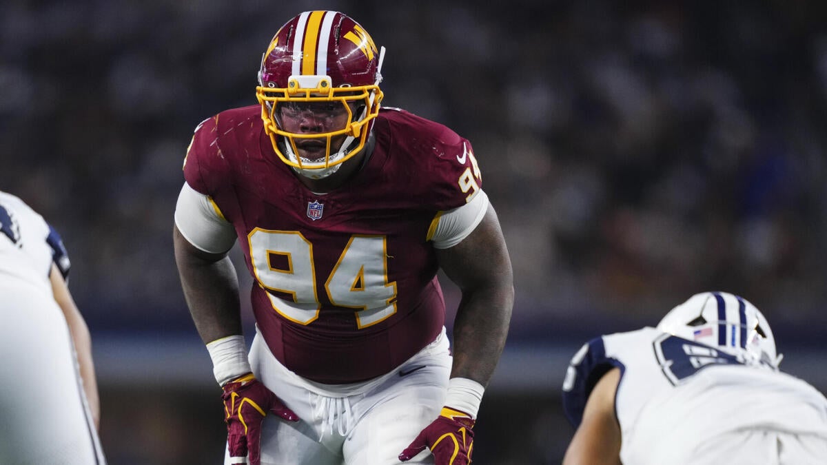 Commanders' Daron Payne suffers season-ending foot fracture, ending any trade speculation