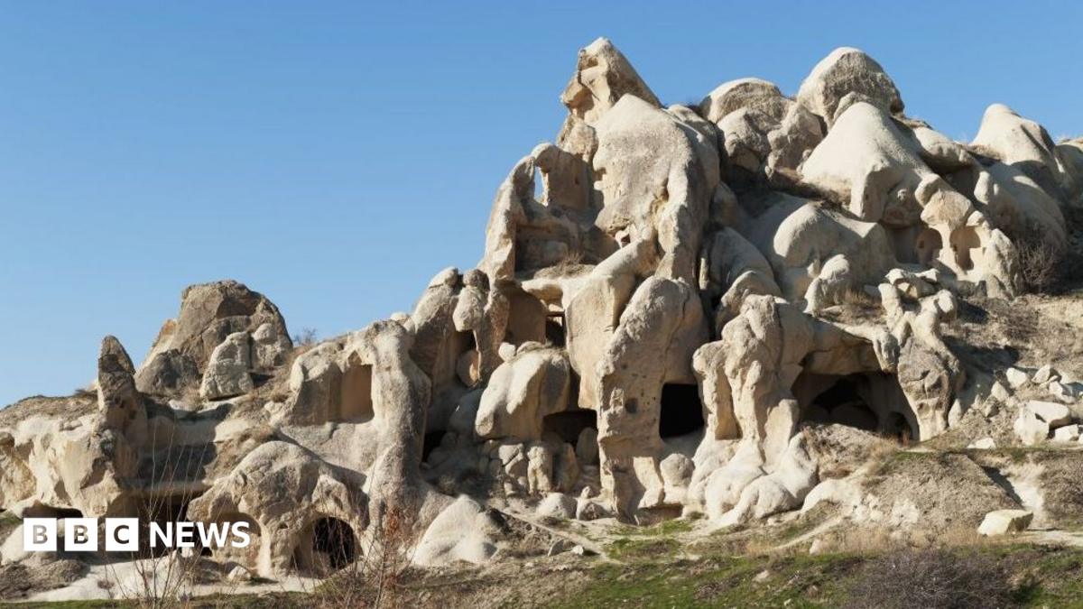 Rock collapse kills two in Turkey's Cappadocia, local media reports