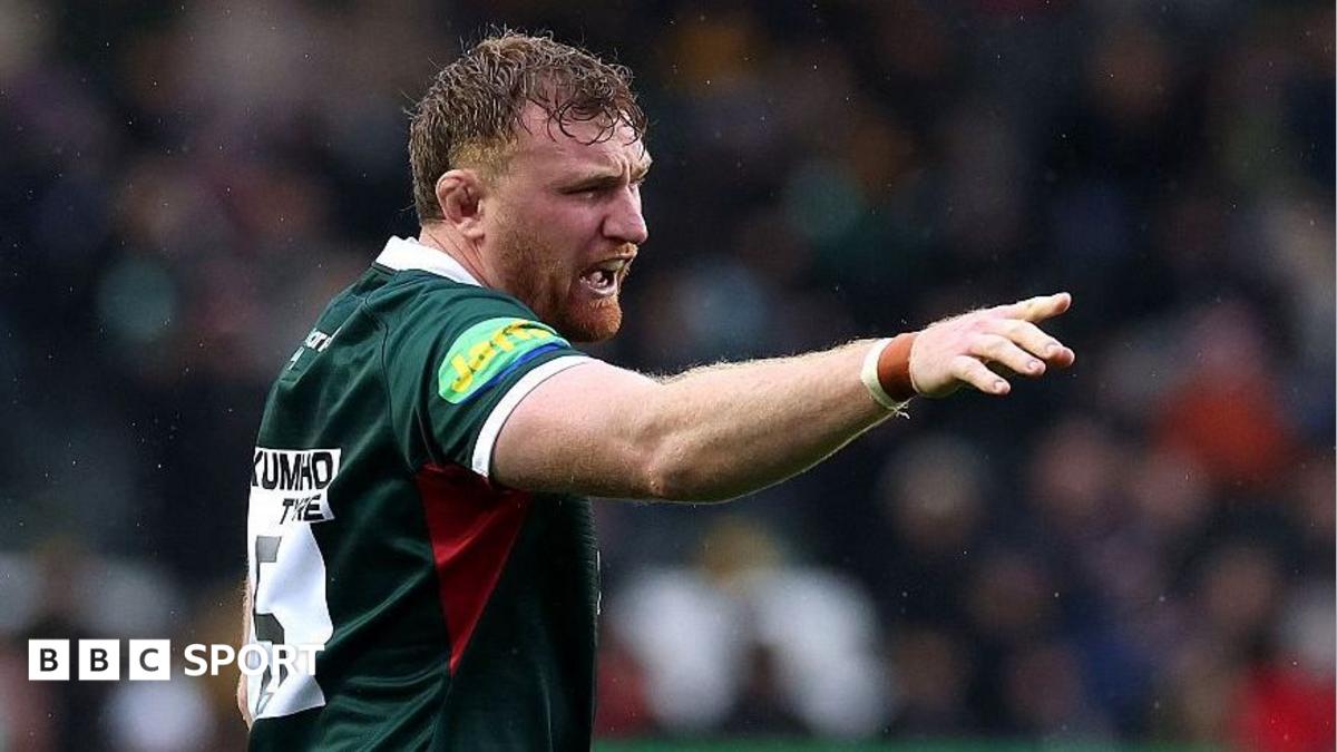 Chessum signs new two-year deal with Leicester
