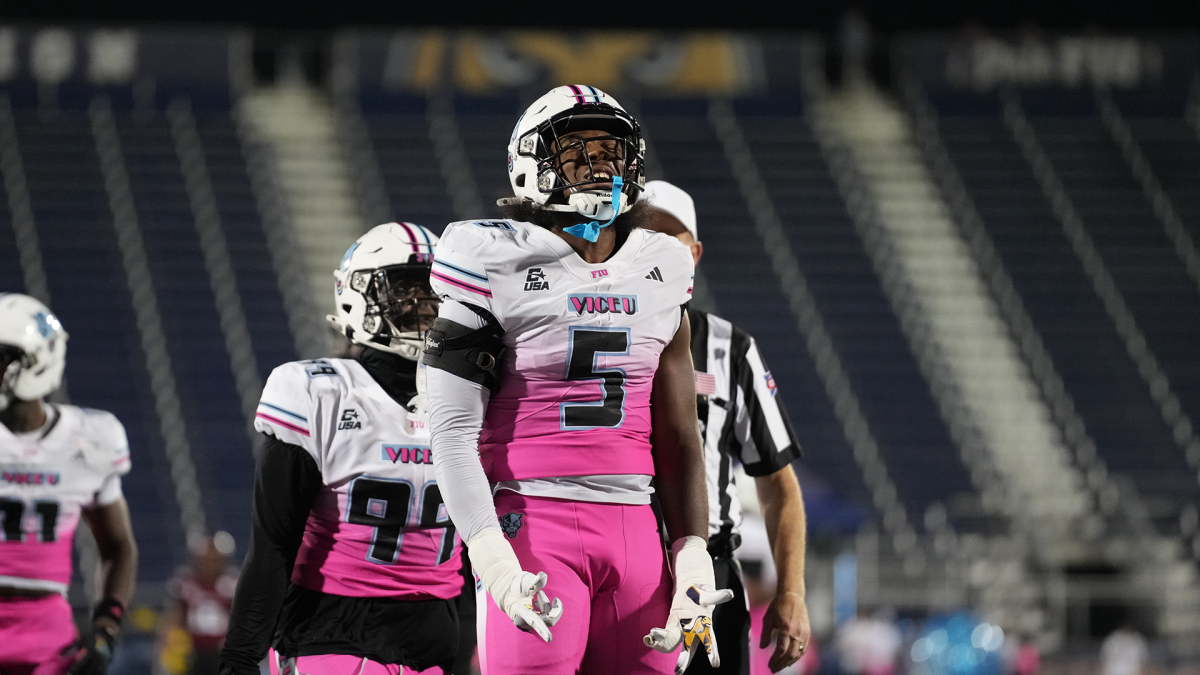 Inside the rise of FIU's dominant, no-name defense under Jovan Dewitt: Bounceback transfers, modular scheme