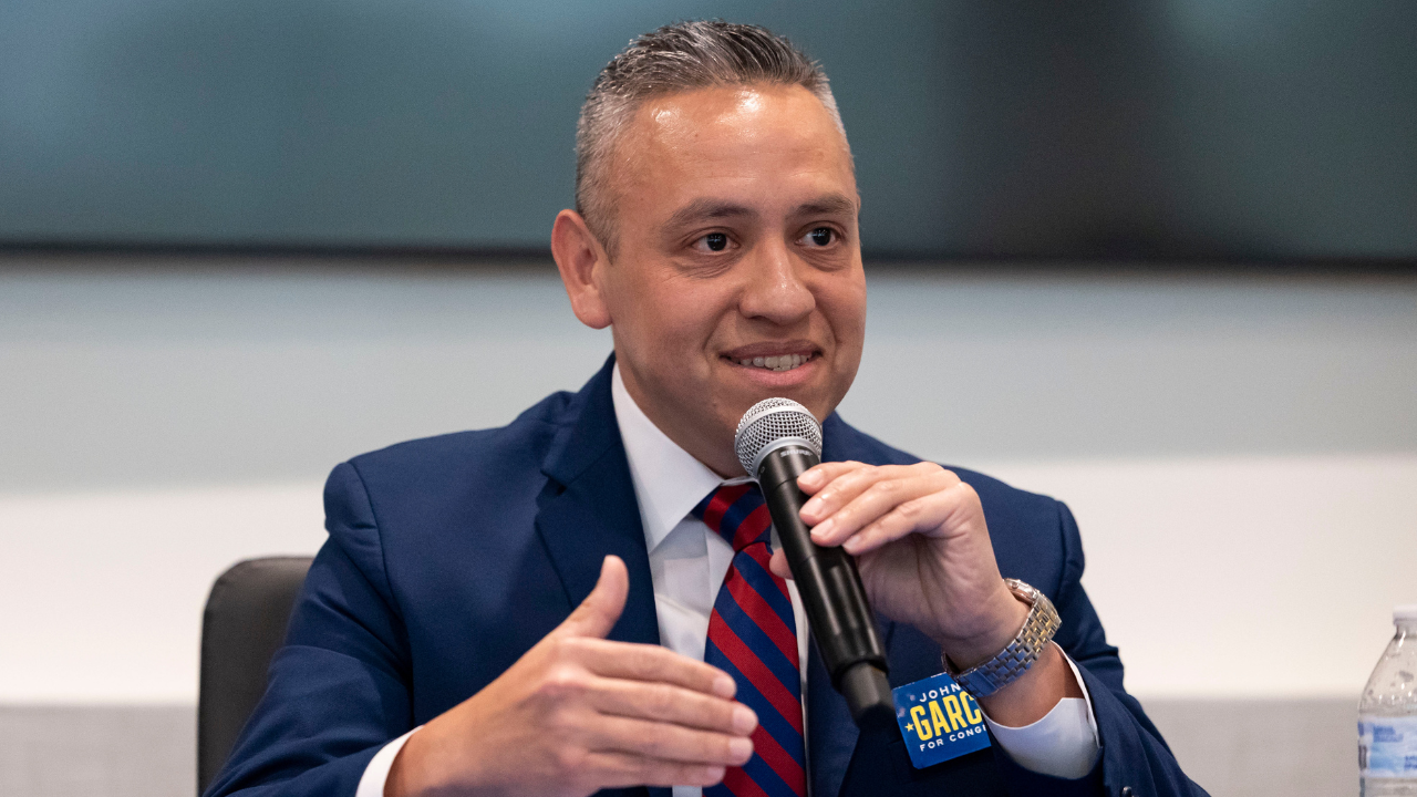 Dem congressional candidate's police record reveals suspensions over stolen gun, insubordination – Fox News