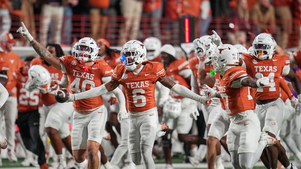 Texas special teams are giving up big plays and creating big problems for the 7th-ranked Longhorns – Spectrum News