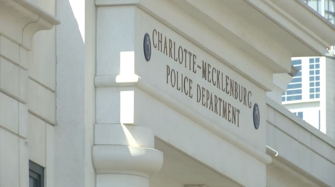 Alleged racist texts uncovered in CMPD Flock investigation – Spectrum News