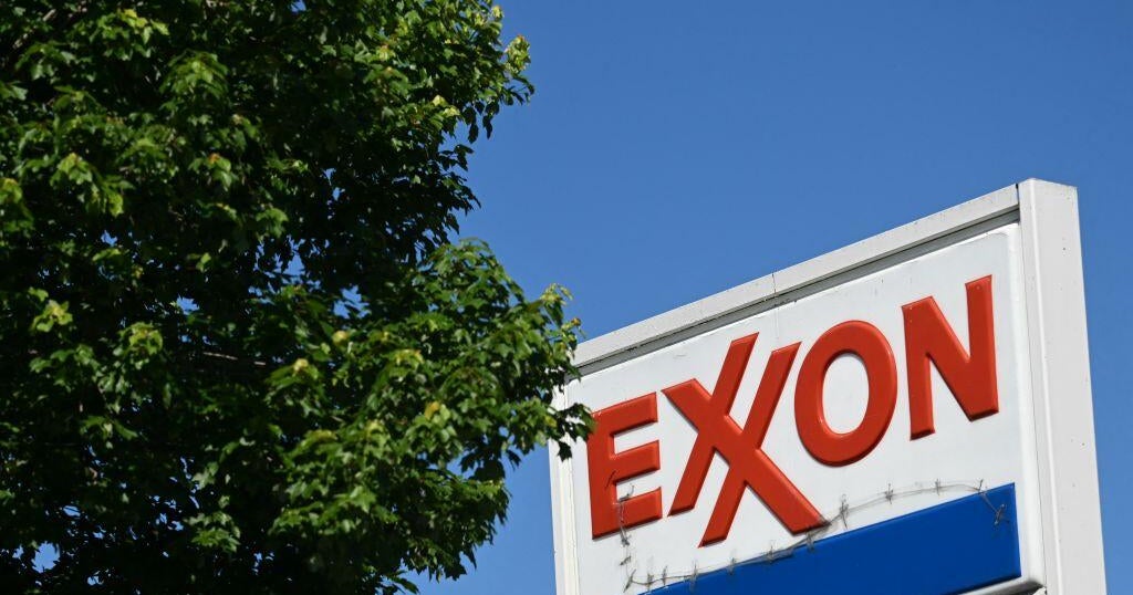 Supreme Court to weigh energy companies' bid to end climate-change suit