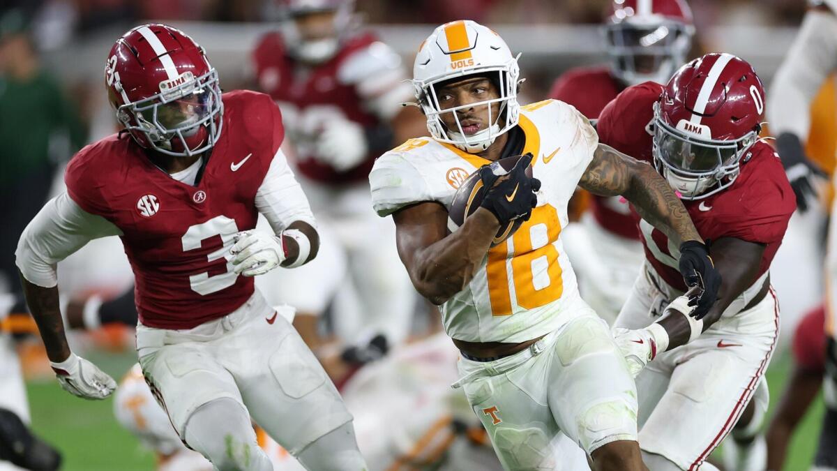College football schedule 2026: What to watch in Week 7, TV channels, streaming, Saturday kickoff times