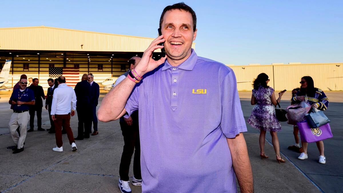 Tracking Will Wade's 'unconventional' roster at LSU: Who's cleared and who remains in eligibility limbo?