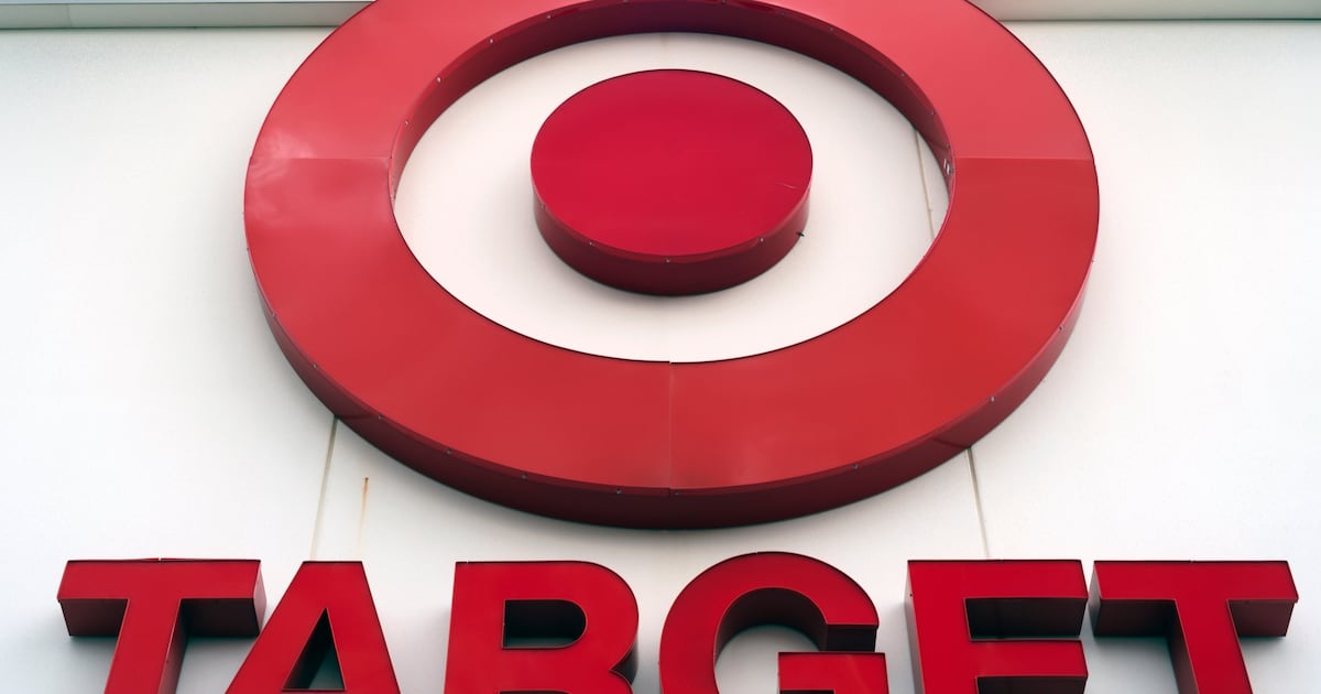 Metro Atlanta Target evacuated after cell phone sale dispute – WSB-TV