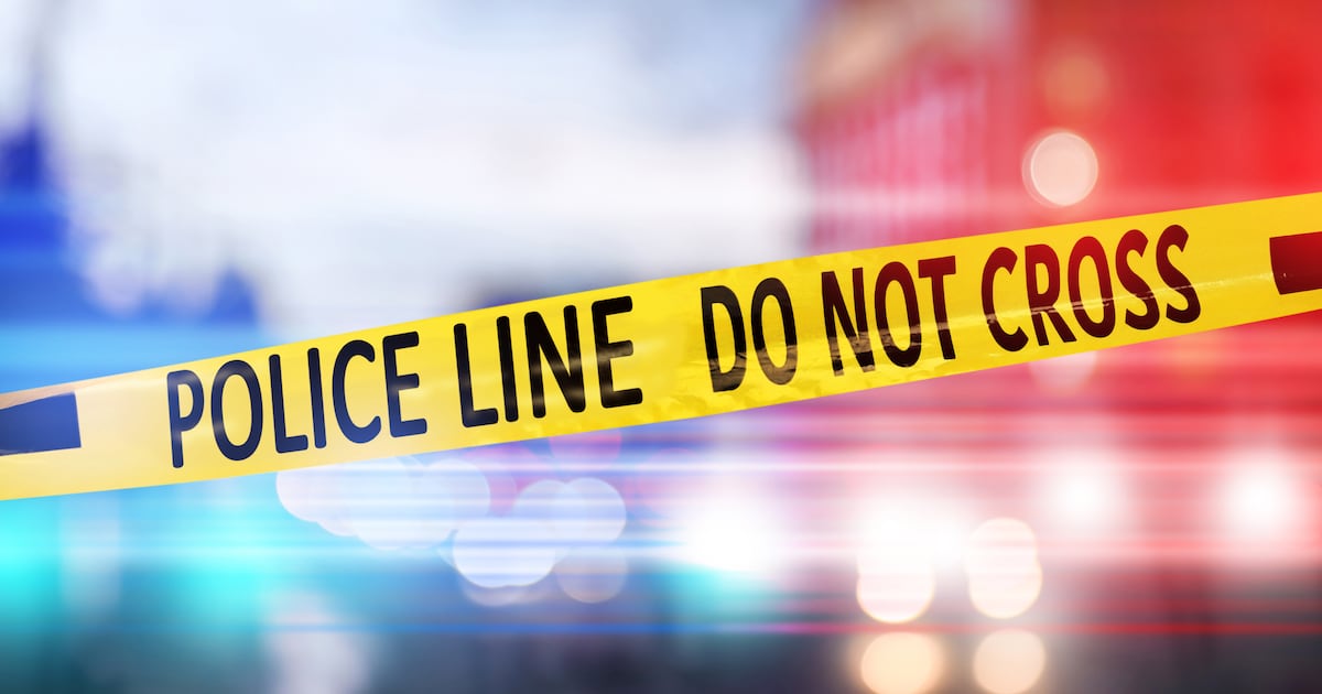 Man shot during attempted robbery after arranging meeting through online ad – WSOC TV
